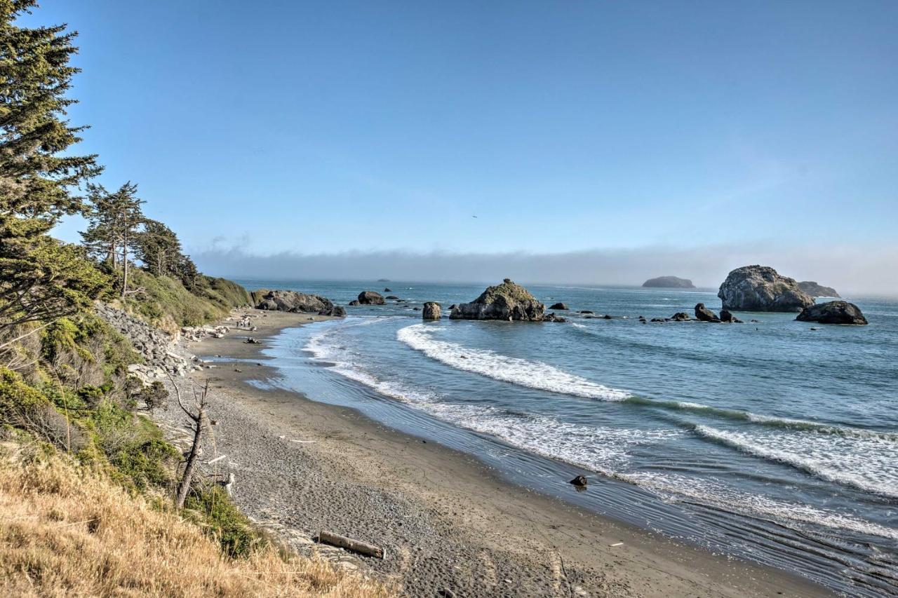 Coastal Getaway By Pebble Beach And Redwoods! クレセントシティ エクステリア 写真